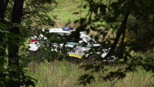 Šokujúci nález v lese: Ľudia počas prechádzky objavili ľudské pozostatky