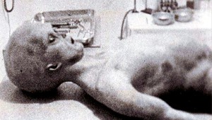 Oblasť 51 a pitva je skutočnosť, šokuje odborník na UFO