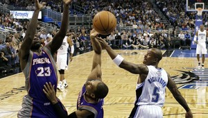 Orlando zdolalo Phoenix, Indiana si poradila s Clippers