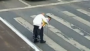 Neuveriteľné gesto policajta. Toto by neurobil hocikto