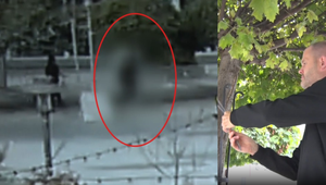 V Prievidzi sa obesil muž na námestí. Ľudia ho obchádzali, záchrana prišla v poslednej chvíli