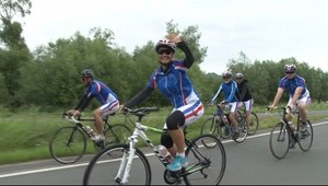 11 stupňov, lejak a nepríjemný vietor. Aj tak treba šliapať do pedálov!