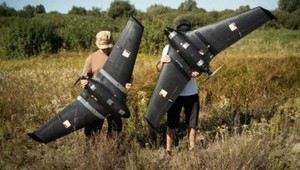 Ukrajina nasadzuje do bojov nový dron: Odolá aj rušeniu