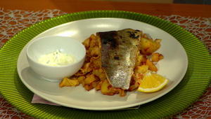 Pstruh na rasci, granatiersky pochod s pažítkovou omáčkou