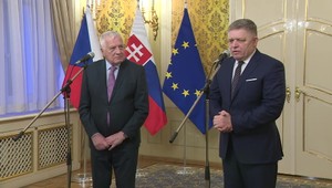 Tlačová beseda Roberta Fica a Václava Klausa