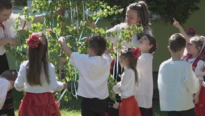 VIDEO: Predvečer prvého mája už po stáročia patrí oslavám