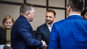 Premiér popiera, že by si vyžiadal správu od SIS o atentáte. Je to nezmysel, vyhlásil