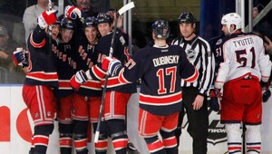 Hossa poistil triumf Chicaga, Gáboríkov 50. kanadský bod