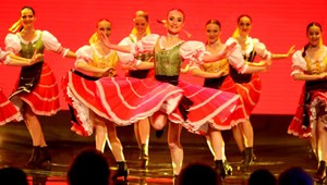 Lúčnica a IMT Smile vyrážajú na turné. Rock a folklór idú k sebe