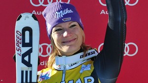 Kanadský mráz sedel Höflovej-Rieschovej, Vonnová sa rozbieha