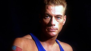 TOTO má byť vzor..? Vam Damme robí prešľap za prešľapom, po stykoch s mafiou sa teraz líška Putinovi!