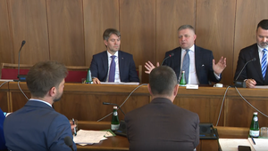 „Žijete úplne mimo reality.“ Fico ostro reagoval na otázku Šimečku o zahraničnej politike
