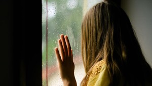 Ani vaše deti doma už nič nebaví, nudia sa a sú smutné? Vieme, ako im pomôžete!