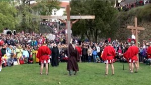 Živá krížová cesta v Prešove mnohých ľudí dojala