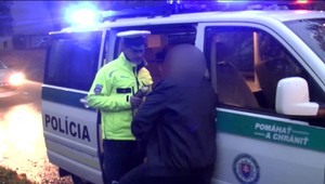 Predvolania nepoučiteľnému vodičovi sa snažili doručiť až 25-krát, zakaždým neúspešne