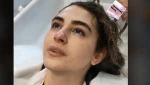 20 rokov si nečesala vlasy: To, čo má táto žena na hlave, ste nikdy nevideli!