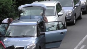 Vodiči, pozor: 16-kilometrová kolóna kamiónov na východnej hranici obmedzuje dopravu