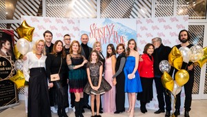 Romantická komédia Šťastný nový rok mala premiéru v Prahe