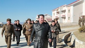 Nikto nesmie mať koženú bundu ako Kim Čong-un: Bude skonfiškovaná!