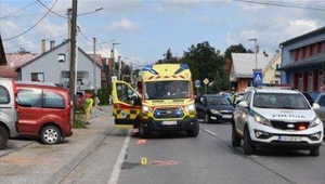 Nepozornosť vodičky stála dôchodkyňu život: Cyklistku prešla hneď dvakrát po sebe