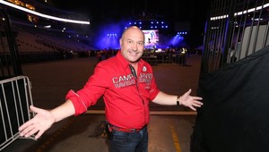 Neskutočný kšeft Michala Davida: Prepotená košeľa za 3,5 milióna korún