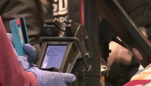 Denne zmizne pre podvody aj 30-tisíc eur. Odborníci radia, ako bezpečne nakupovať