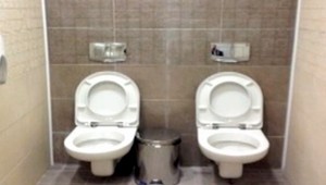 Hit internetu! Páni, v Soči pôjdete na záchod po dvoch