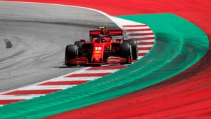 Ferrari predstavilo lakovanie pre tisícu Veľkú cenu