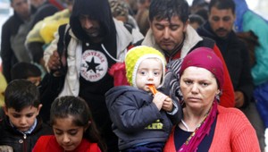 Nemci vyhostia migrantov s pomocou armády, Slovinci situáciu nezvládajú