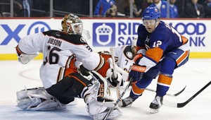 Baileyho paráda, Islanders s Halákom dosiahli prvé víťazstvo