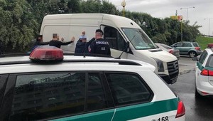 Policajná akcia: Zadržali osoby podozrivé zo závažnej trestnej činnosti