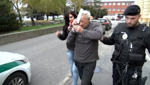 Obvinený z vraždy sestry vo väzbe