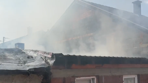 Mali šťastie, že neboli doma. Na prístavbe domu im zhorela strecha