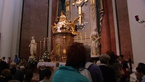 V Šaštíne sa dejú zázraky! Môže za to socha Panny Márie