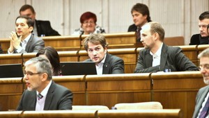 Parlament minulosťou, išlo sa v turborežime...