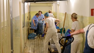 Mimoriadne opatrenia: Prívalové dažde ochromili nemocnicu