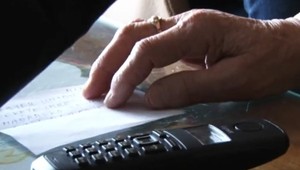 Seniori sú stále v nebezpečenstve: Podvodníci na nich skúšajú známe historky