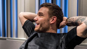 Pokľakol! Hviezdny spevák sa bude ženiť, na prsteni nešetril!