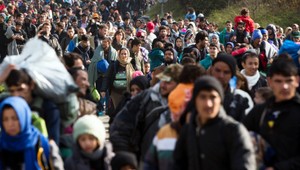 Európska komisia navrhne dobrovoľné presídlovanie sýrskych utečencov do EÚ