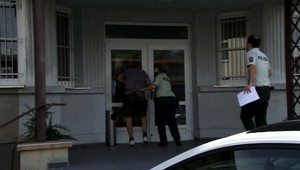 Vynaliezaví díleri mali predávať drogy vyrábané z náplastí proti bolesti