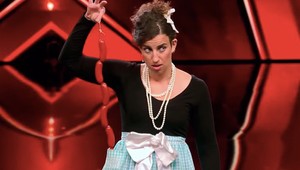 Bizarná produkcia šokovala porotu nemeckej súťaže talentov: Súťažiaca zjedla špekáčiky svojím zadkom