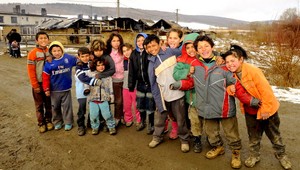 Zlatomoraveckí Rómovia sa búria: Deti nechodia do škôl!