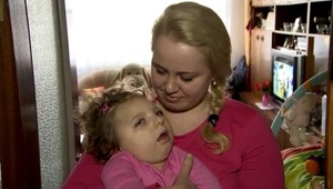 Andrea vynosila zdravé dieťa, po pôrode bolo ťažko postihnuté: Dôvod? Pochybenie lekárov!