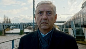 Miroslav Donutil, ako ho nepoznáte! V dráme, ktorá je zrkadlom dnešnej spoločnosti