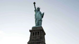 Nelegálna cesta Sloveniek do USA. Hľadali tam sex?