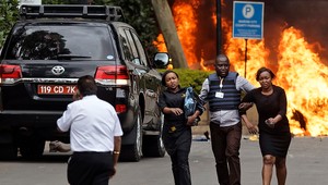 Vojak mimo služby pomohol evakuovať desiatky ľudí z hotela v Nairobi