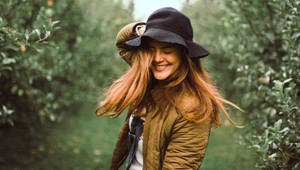 Starosta obce nariadil obyvateľom, aby boli šťastní