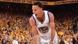 Stephen Curry 13 trojkami prekonal vlastný rekord