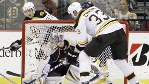 Chára 13. gólom sezóny skóroval v Nashville