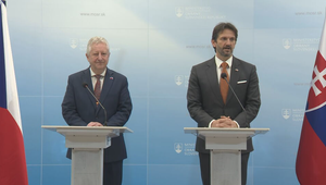 Tlačová beseda po rokovaní ministrov obrany Slovenska a Česka